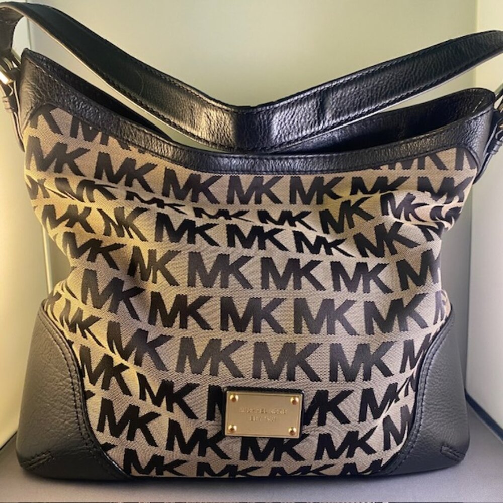 Michael Kors Millbrook Signature MK Jacquard Large Tan Shoulder Hobo Bag Leather